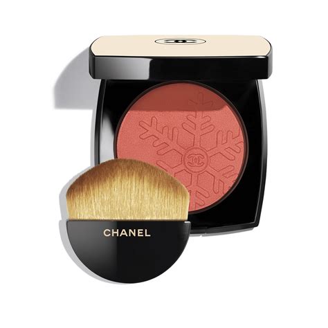 chanel winterglow|Chanel winter glow blush.